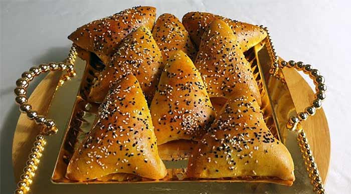 پیراشکی مرغ و سیب‌زمینی تنوری